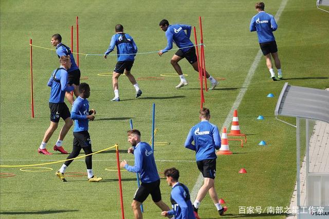 开拓者屠熊终结9连败 蒙克39分国王加时擒狼